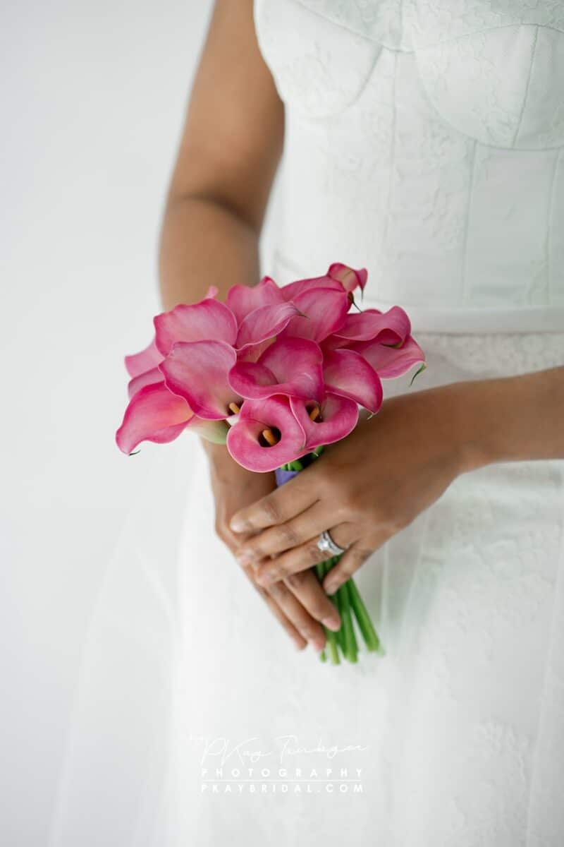 Cala lilies are among the 8 most popular flowers used in wedding designs and bouquets